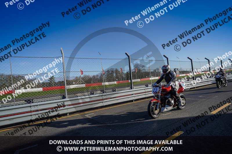 donington no limits trackday;donington park photographs;donington trackday photographs;no limits trackdays;peter wileman photography;trackday digital images;trackday photos